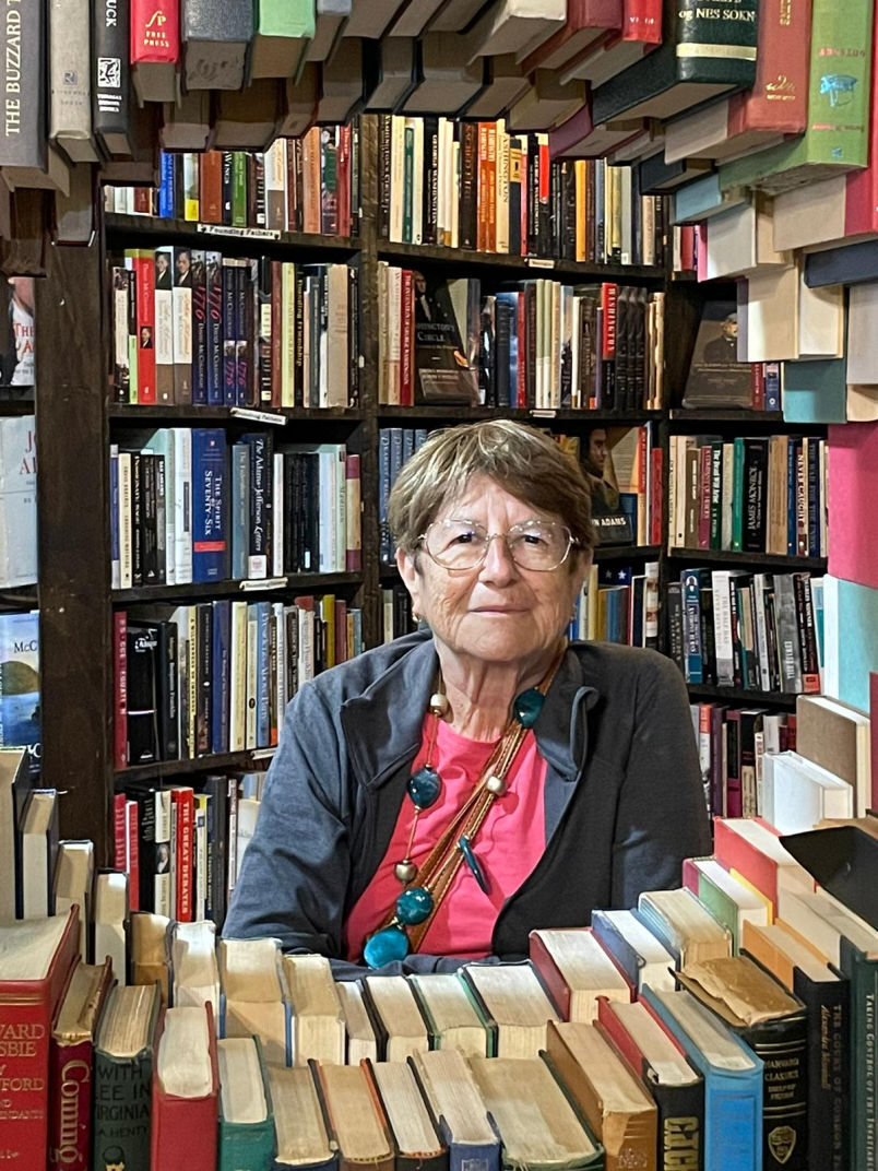LUCÍA LEMOS